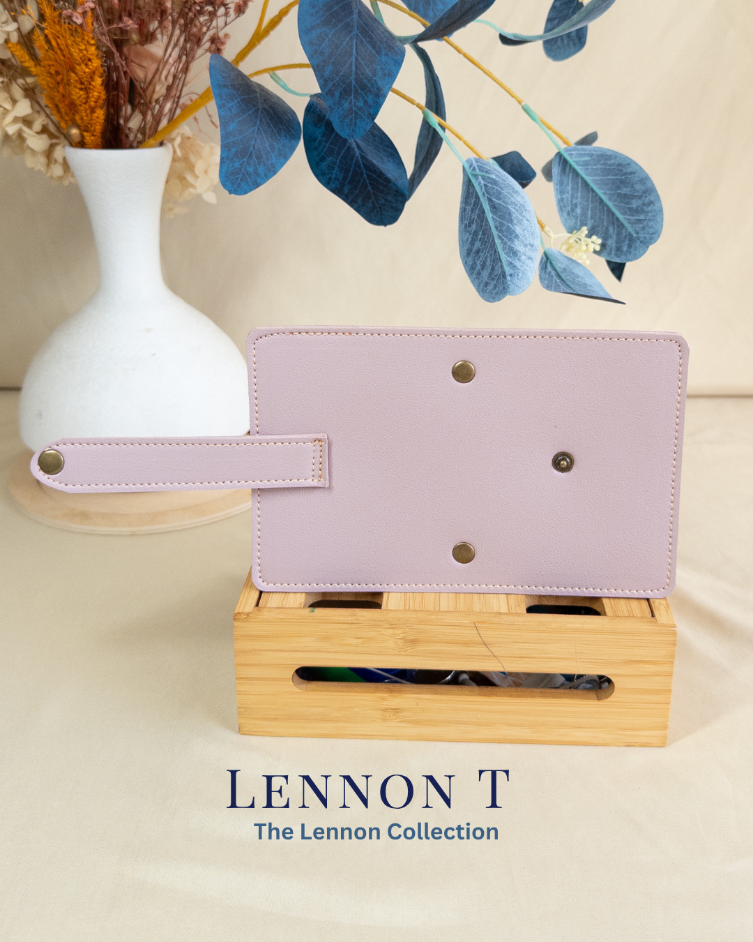 Lennon T
