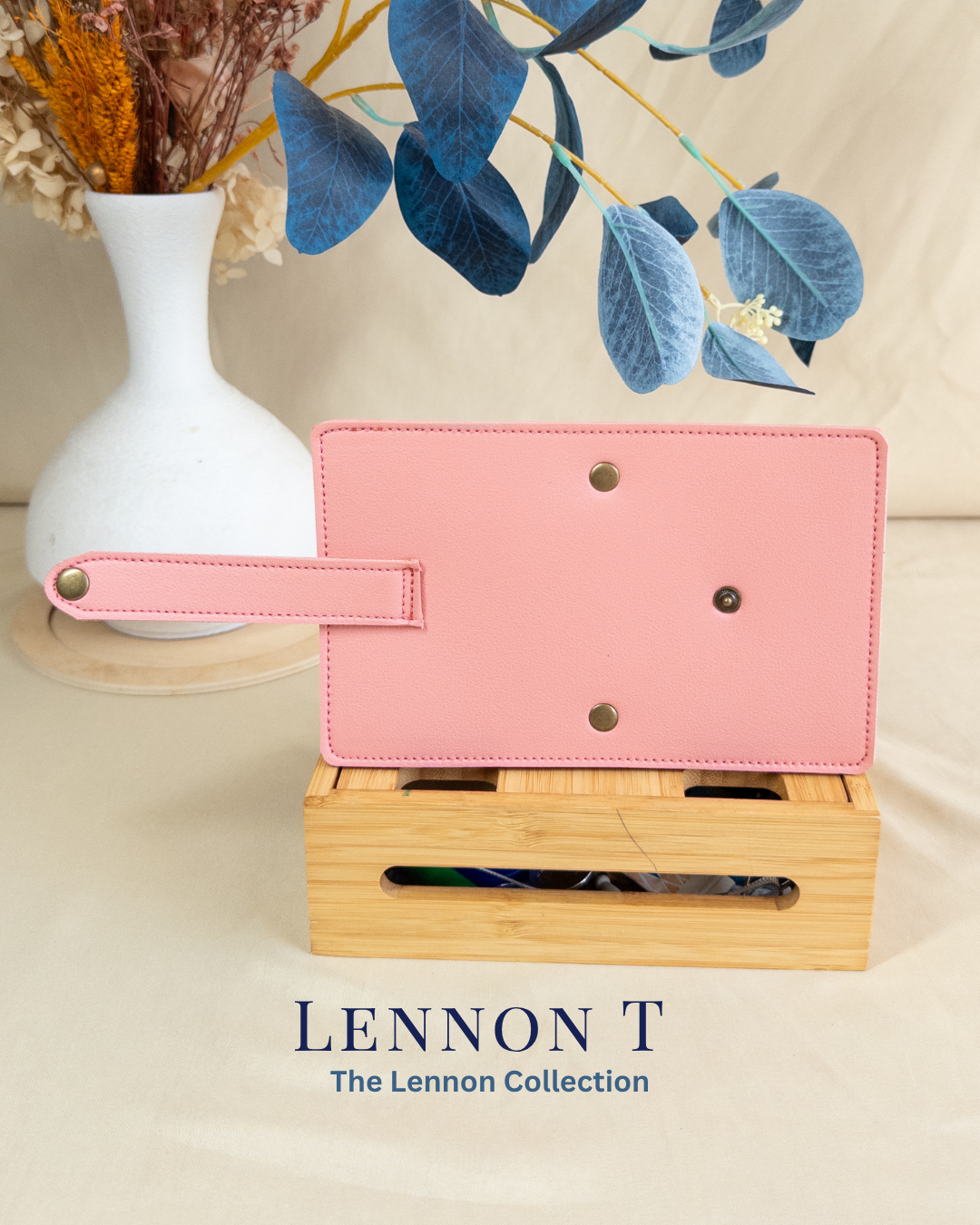Lennon T